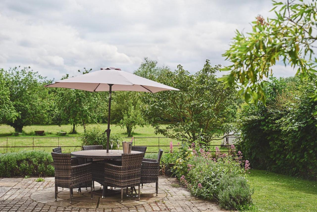 Apple Tree Cottage Beckford Ngoại thất bức ảnh